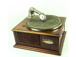 Mag-Ni-Phone Disc Phonograph