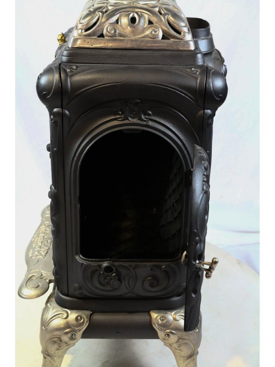 Acme Glory Wehrle Co. Parlor Stove