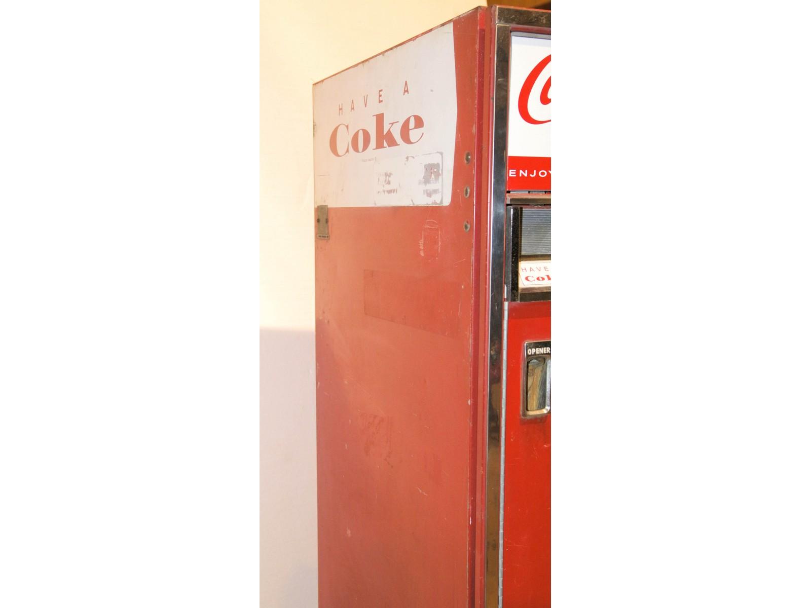 1950s Cavalier Coca-Cola Machine Model 55