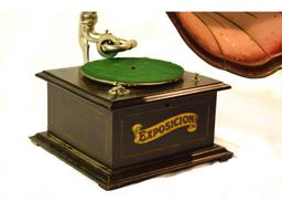 Exposicion Horn-Type Disc Phonograph Victrola