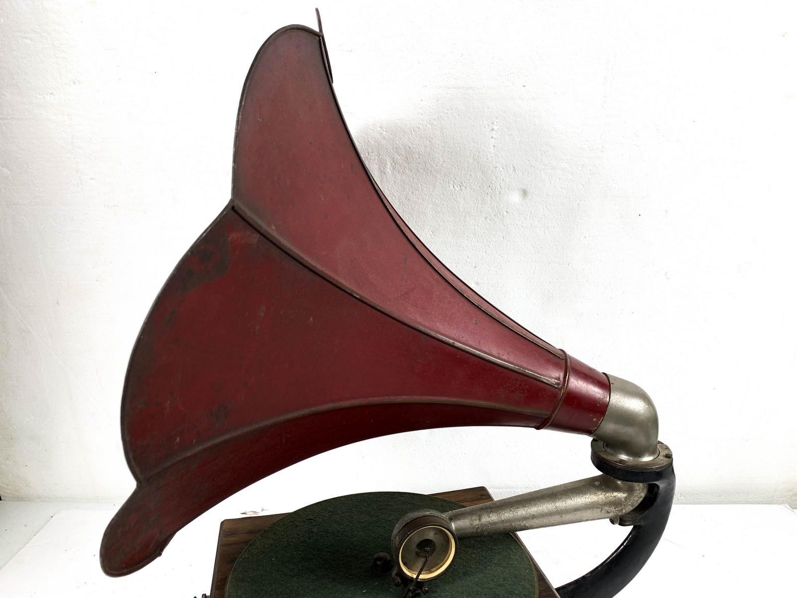 Standard Model A Horn Phonograph