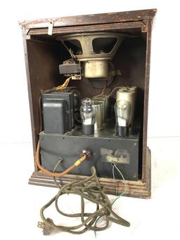 1930's Austin Tombstone Radio w/Hamond Clock