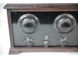 1920's Singer Battery Radio