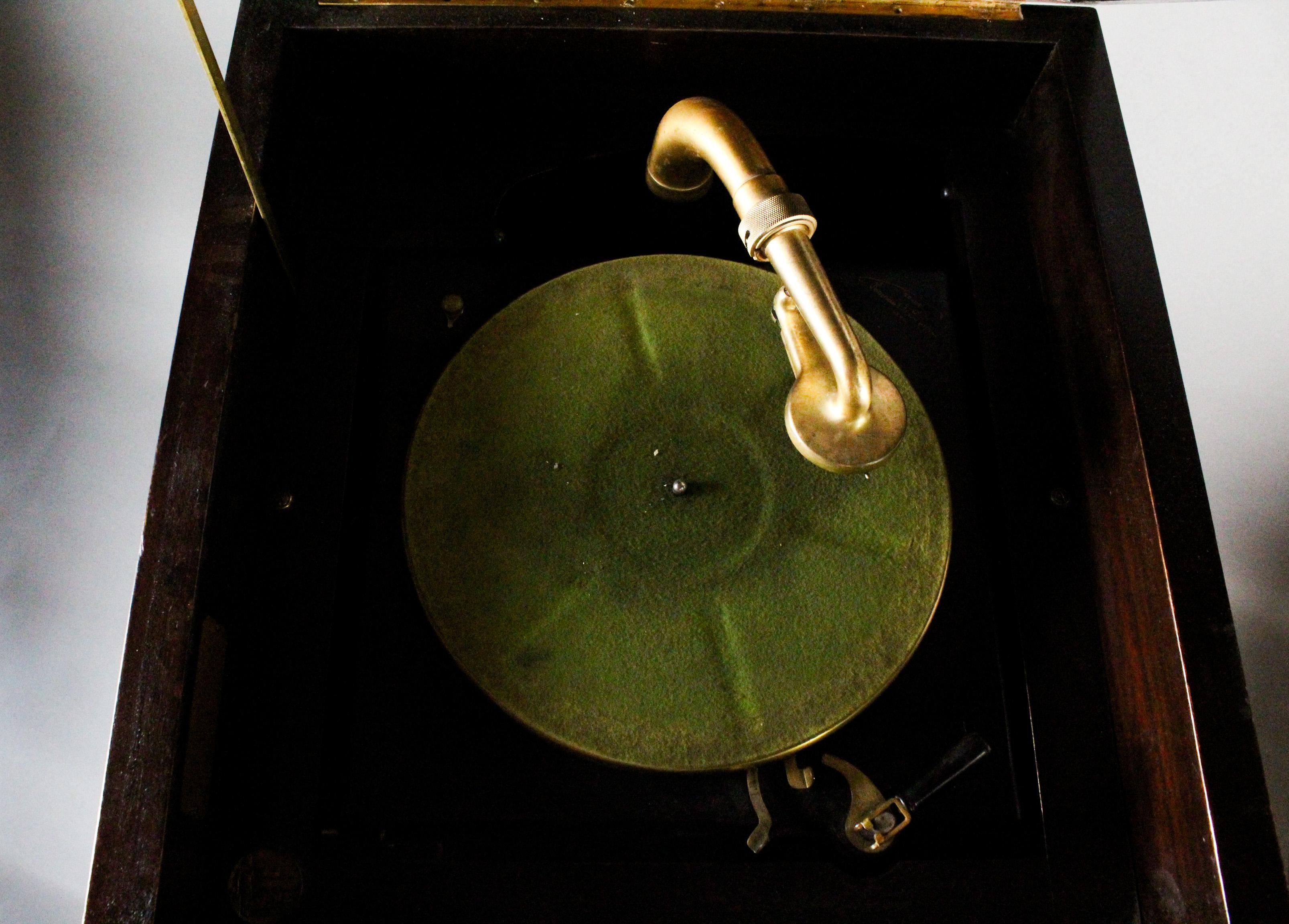 Edison Diamond Disc Phonograph