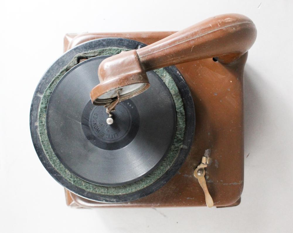 Phonograph w/Record Unknown Maker