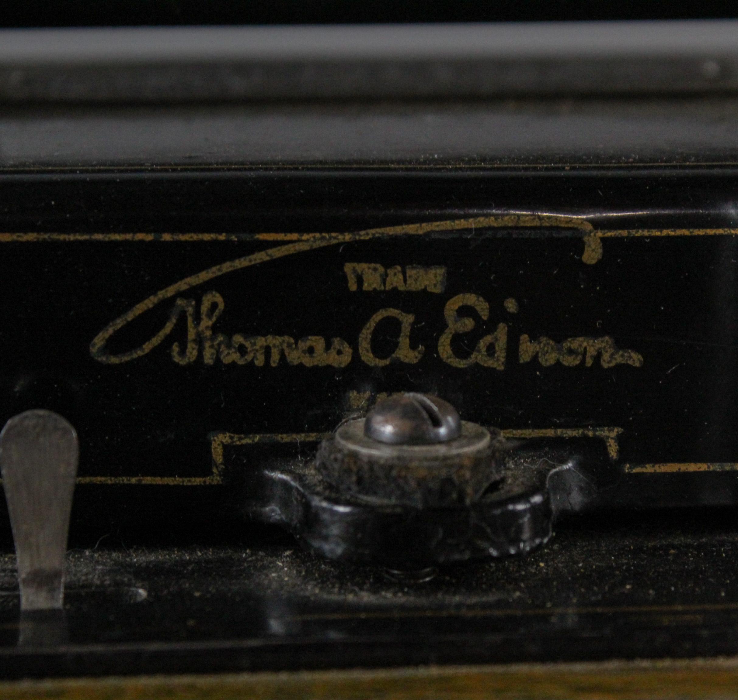 Edison 2/4 Minute Home Cylinder Phonograph