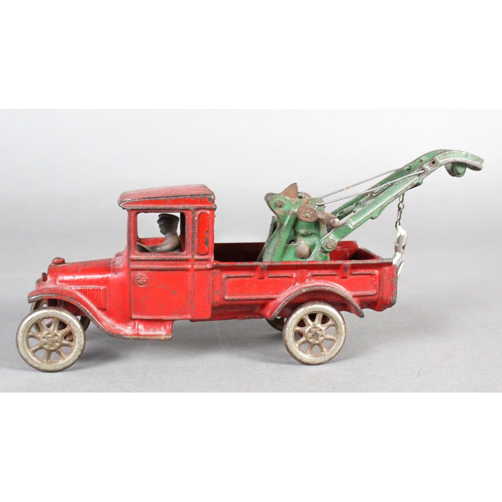 Arcade Cast Iron Ford Model T Tow Truck