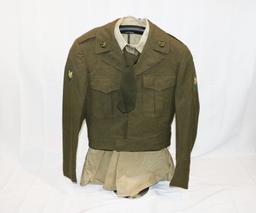 US Army Ike Jacket w/ Patches