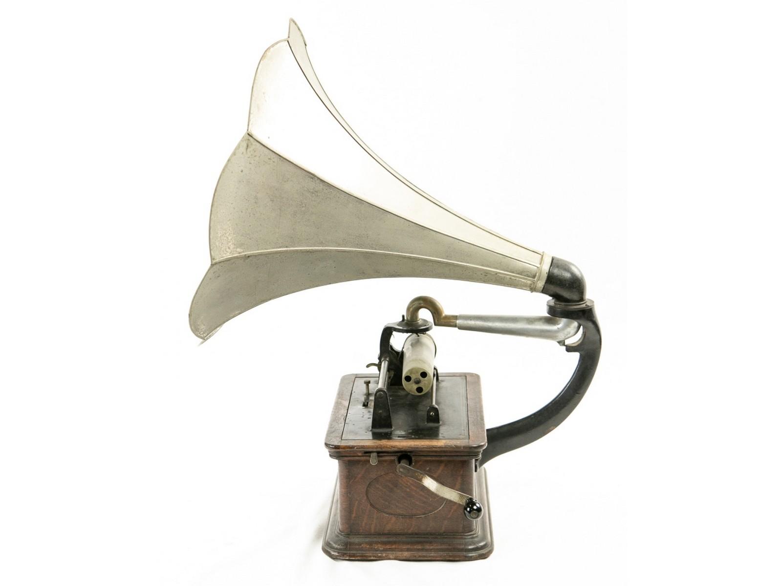 Columbia Type BO Cylinder Phonograph