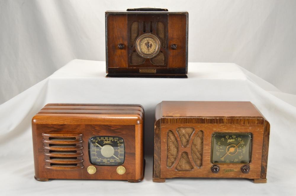Zenith (2) & Universal Wood Radios