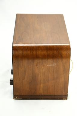 Motorola Wood Radio Model 49BT1