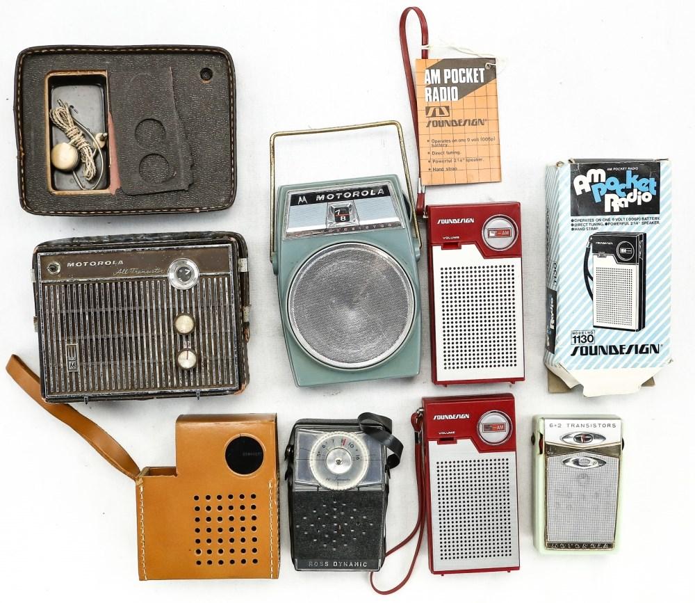 Box Lot Vintage Transistor Radios (7)