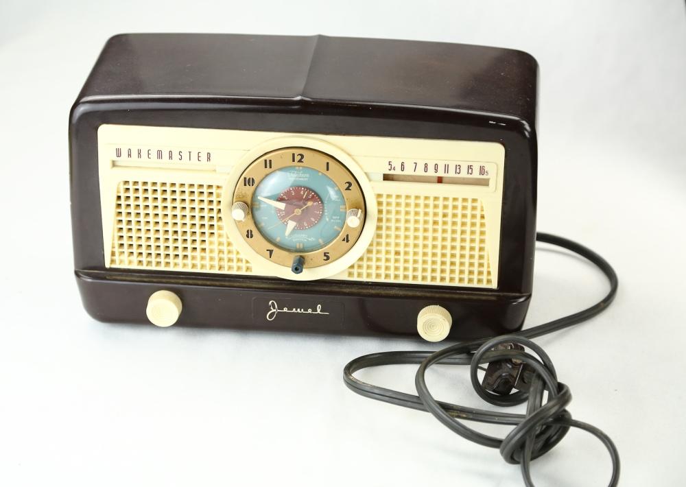 Airline, Jewel, Truetone, & Traveler Radios