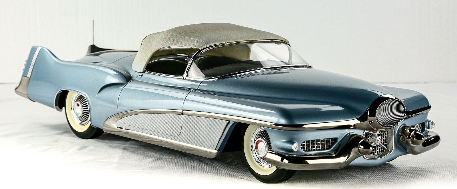 1952 GM LeSabre Concept Model Car