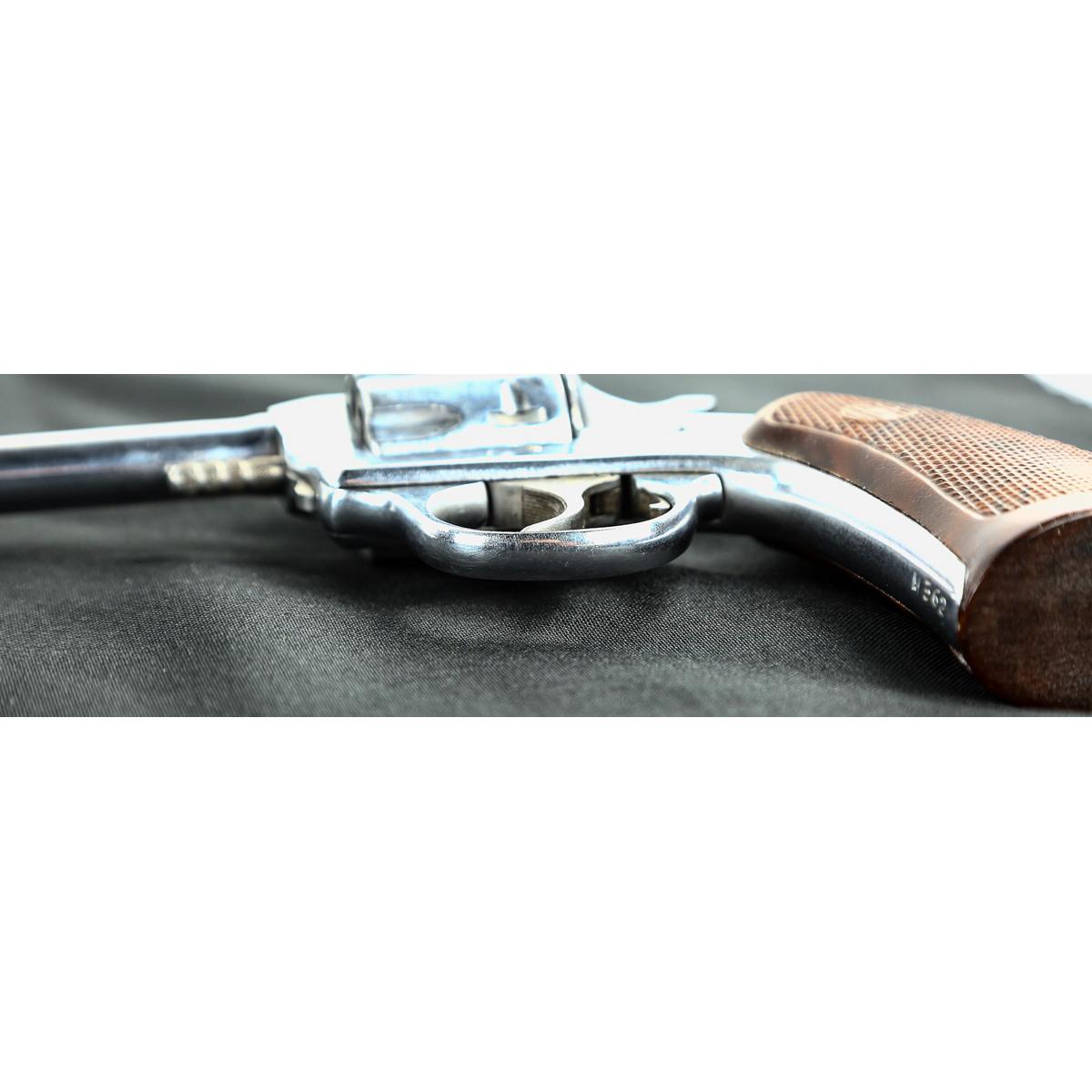 H&R Model 923 22 Cal 8 Shot DA Revolver