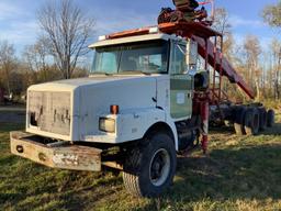 1992 Volvo WG with Fassi Crane