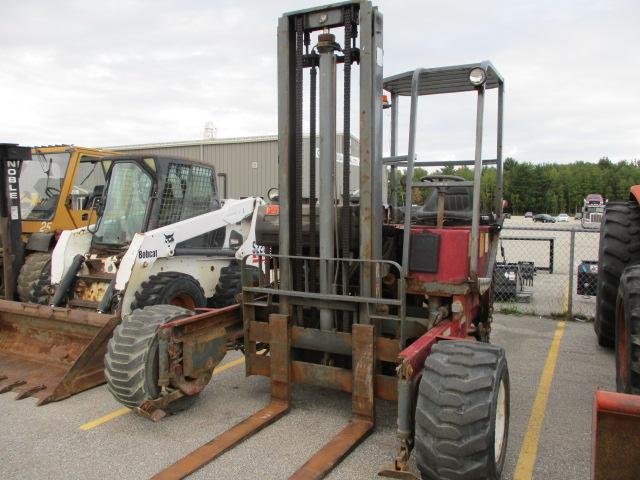 Moffett M5000 Forklift