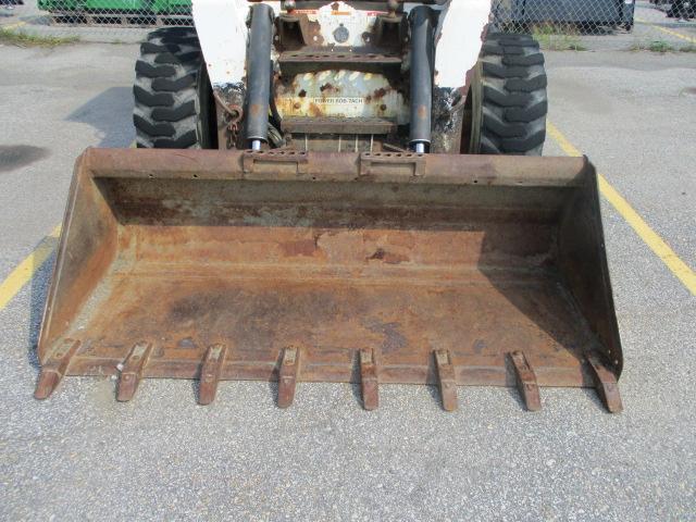 2004 Bobcat S220 Turbo Skid Steer