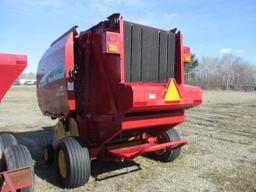 2007 New Holland BR 740A Round Baler