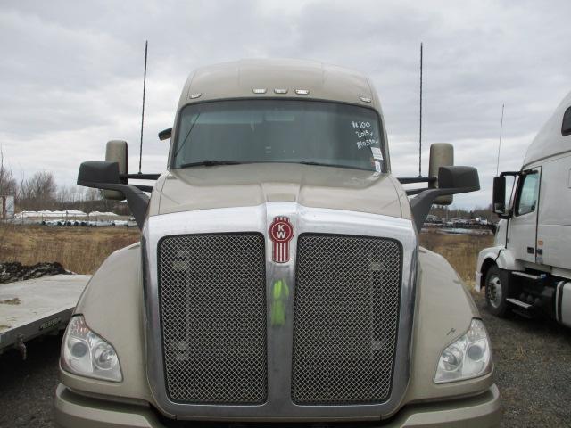 2015 Kenworth T680 Tandem Axle Sleeper Cab