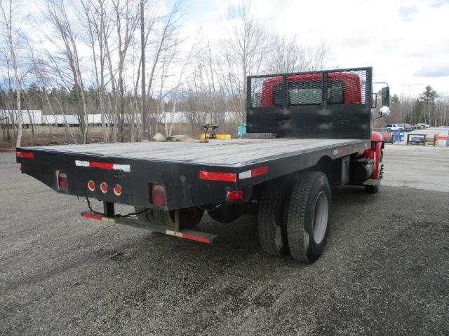 2002 International 4300 Tilt Deck