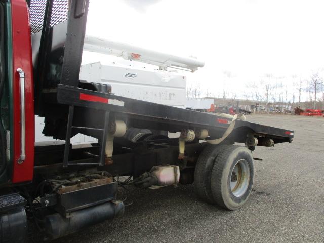 2002 International 4300 Tilt Deck