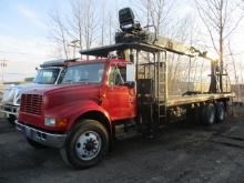 2002 International F-4900 Tandem Axle Crane Truck