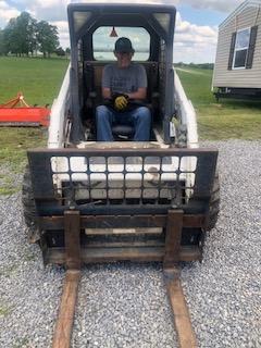 Bobcat S185 Skidsteer w/bucket, 1300 hours