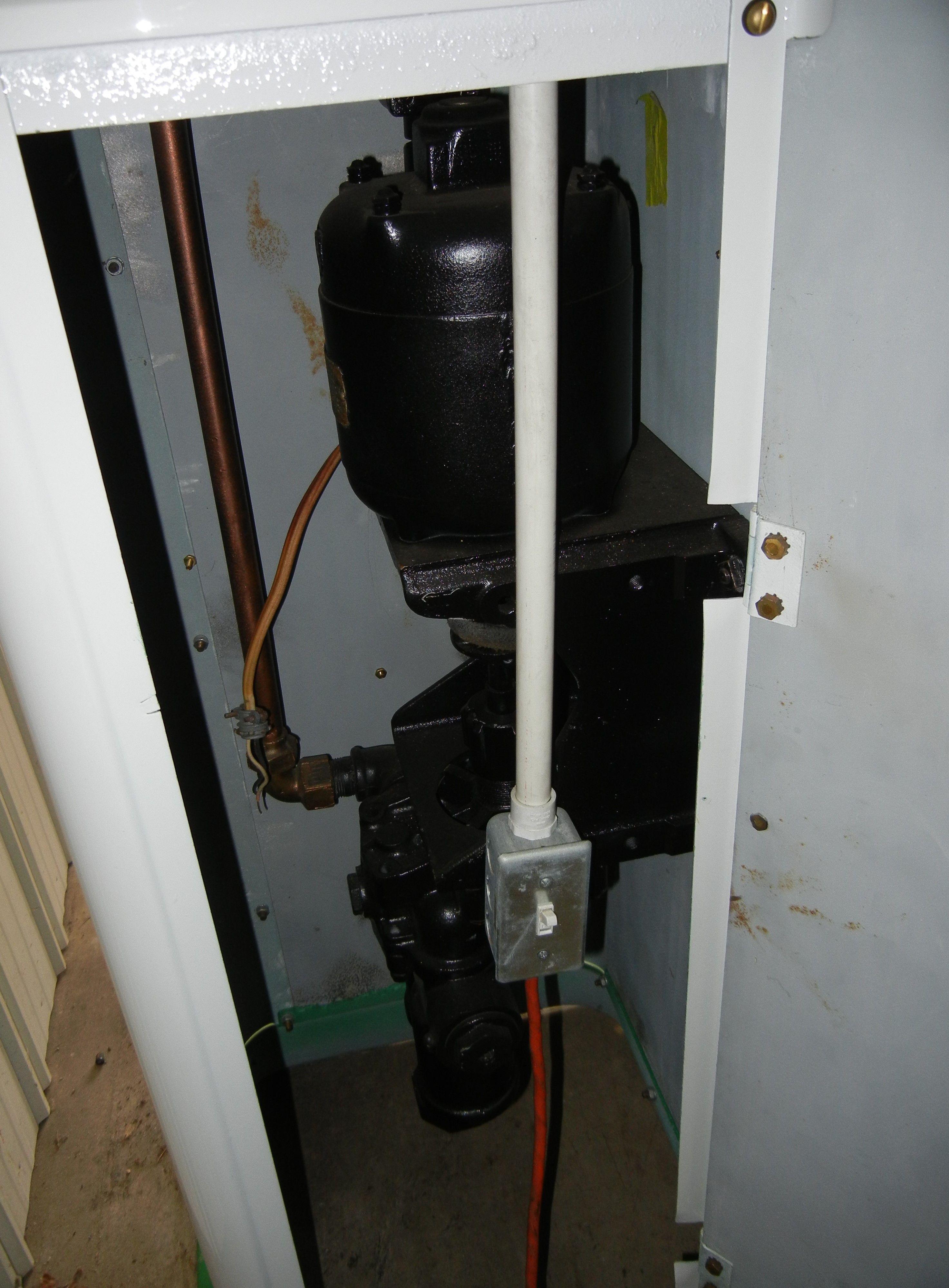 Sinclair H-C Antique Gas Pump