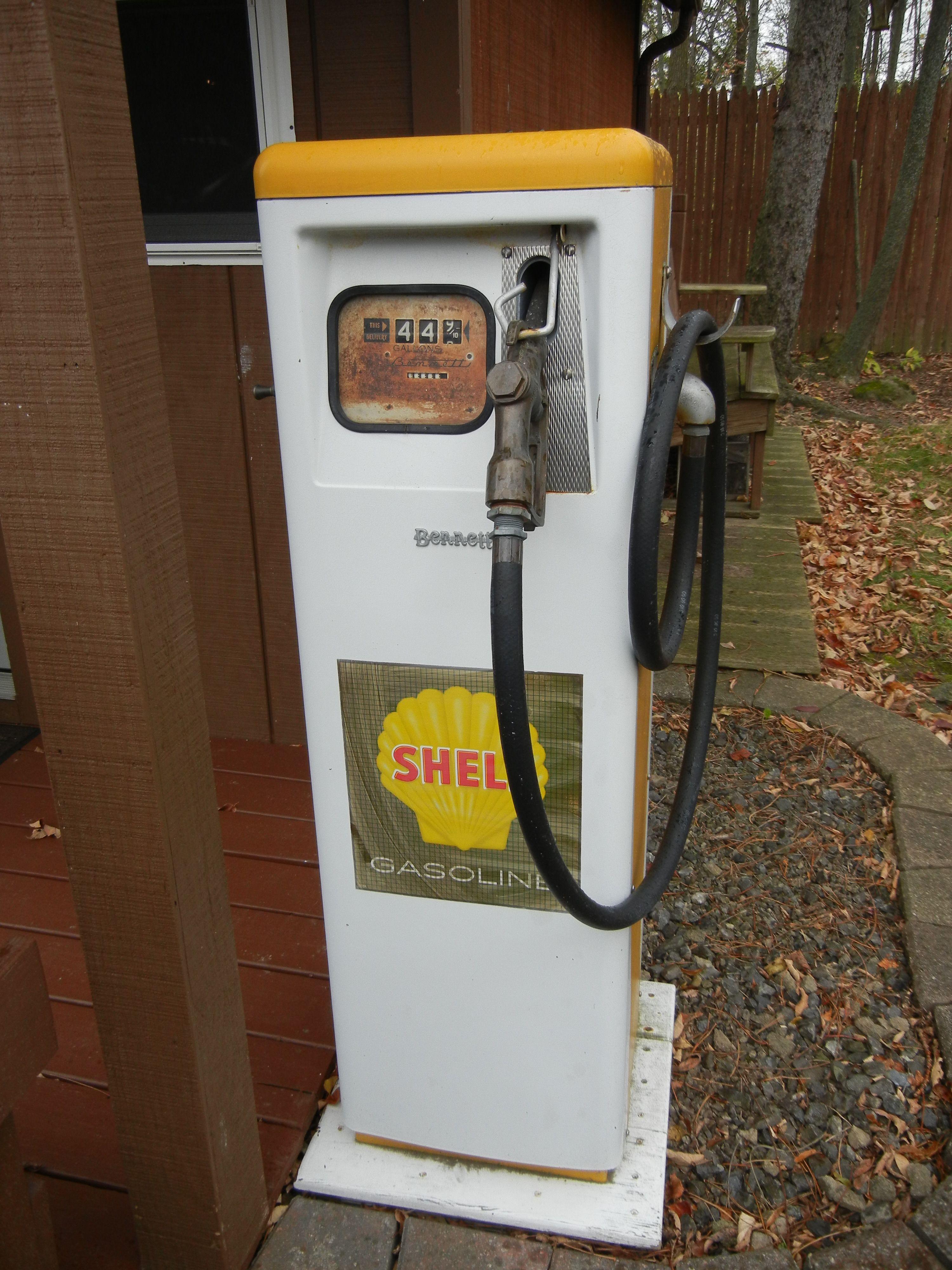 Shell Antique Gas Pump