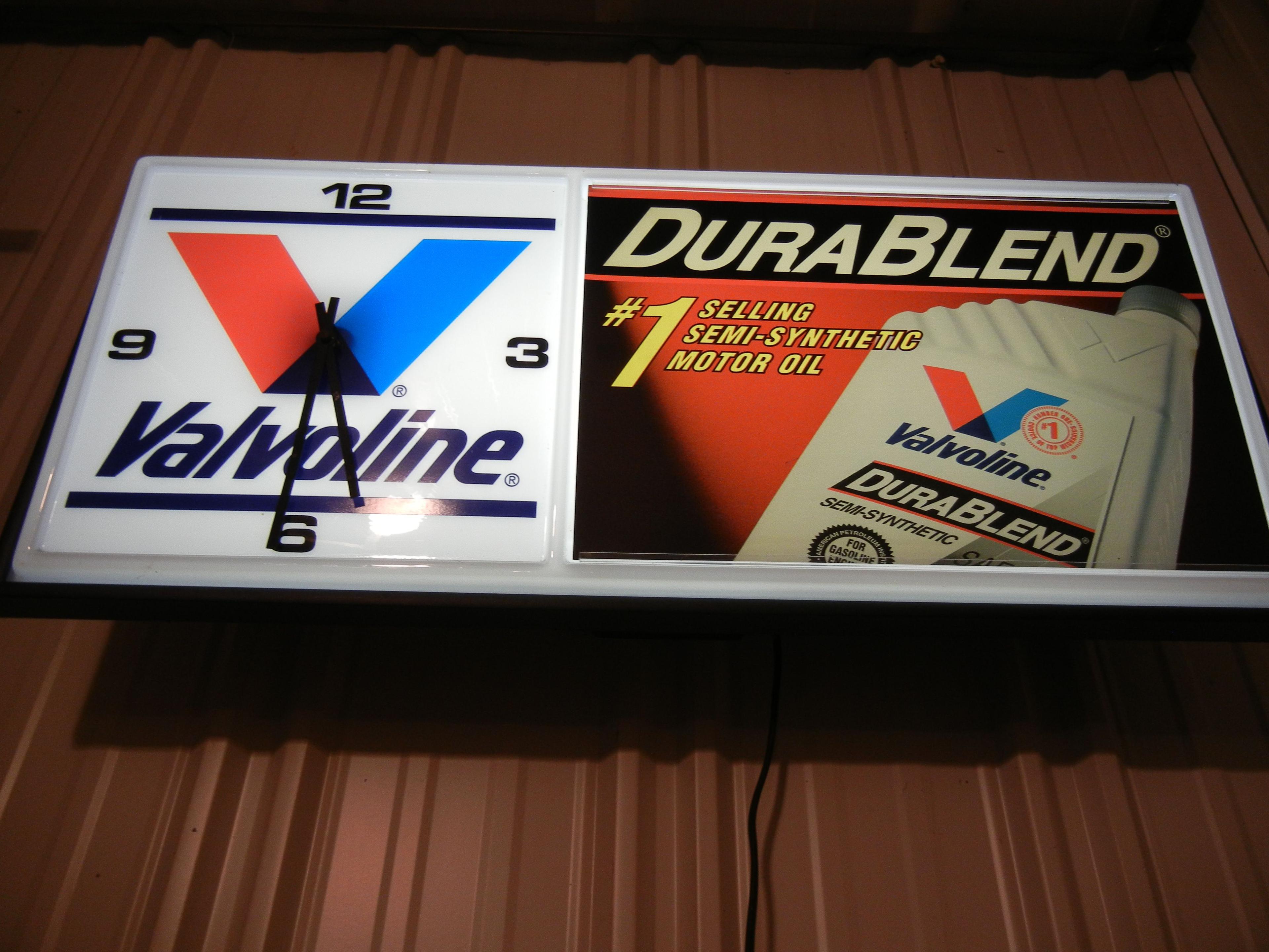 Valvoline Clock Light