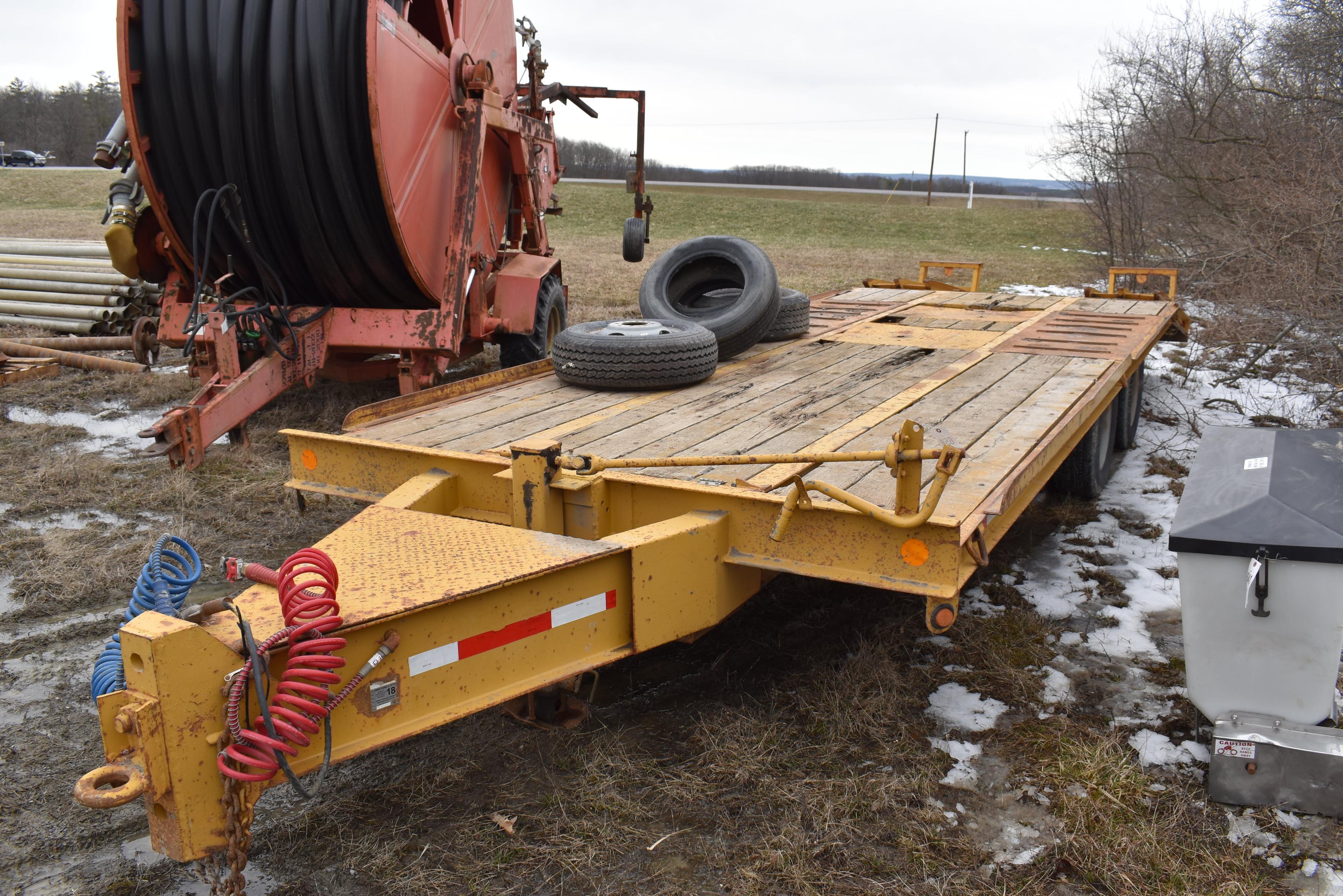 1993 Dynaweld 10 Ton Equipment Trailer