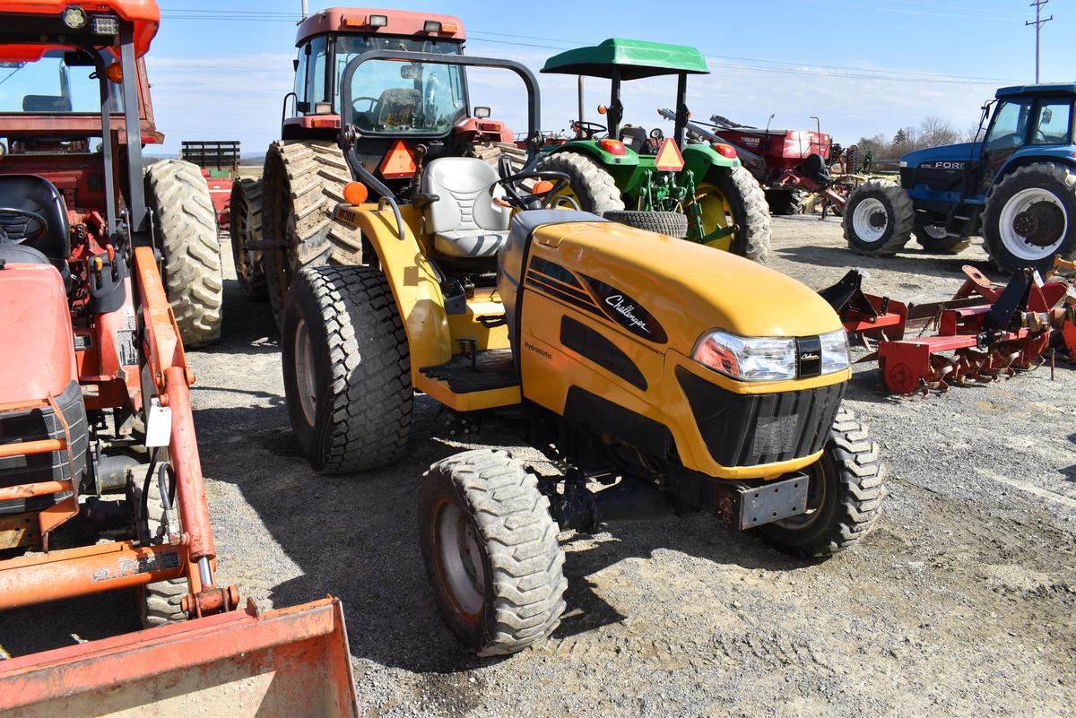 MT 285 B Challenger Tractor