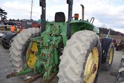 John Deere 7600 Tractor 4 Wheel Drive