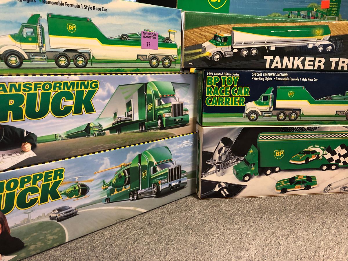 LARGE PROMO CAR LOT NEW IN BOX