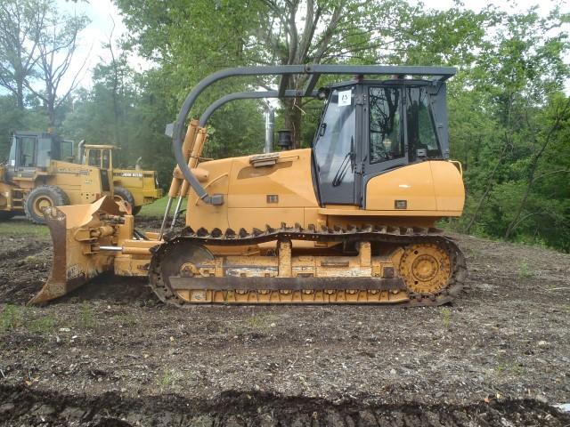 2011 CAS 1650K DOZER CAB, HEAT, A/C, 6-W BLD, LONG TRACK W/ EXTRA HIGH GROUSER BARS, FORESTRY SWEEPS