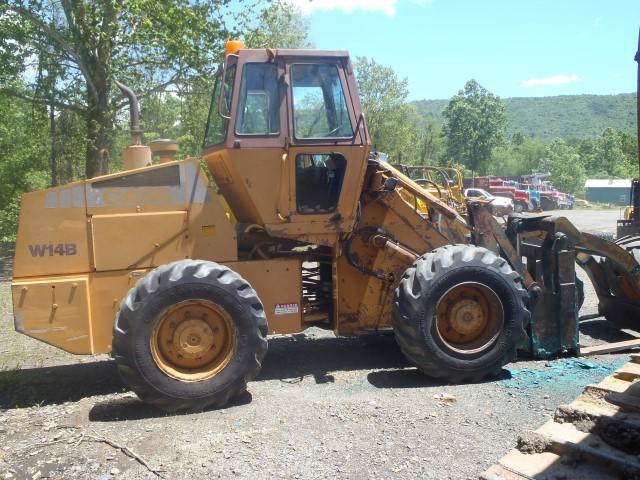 CASE W14B WHL LDR CAB, GRAPPLE FORKS, 16.9R 24 RUBBER S/N OFF ROPS JAB0074882 HRS SHOWING 18020