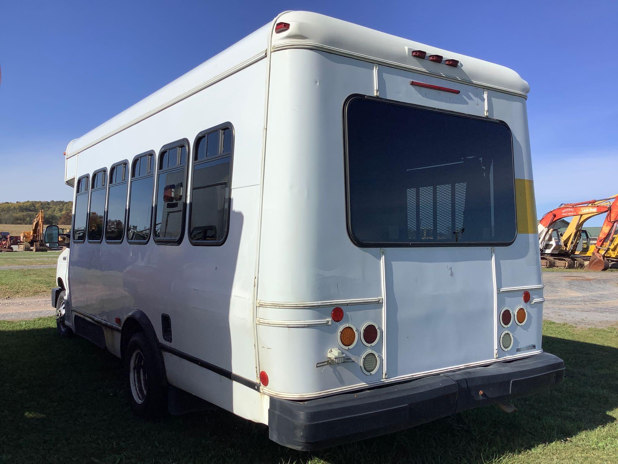 2009 Ford E450 Mini Bus