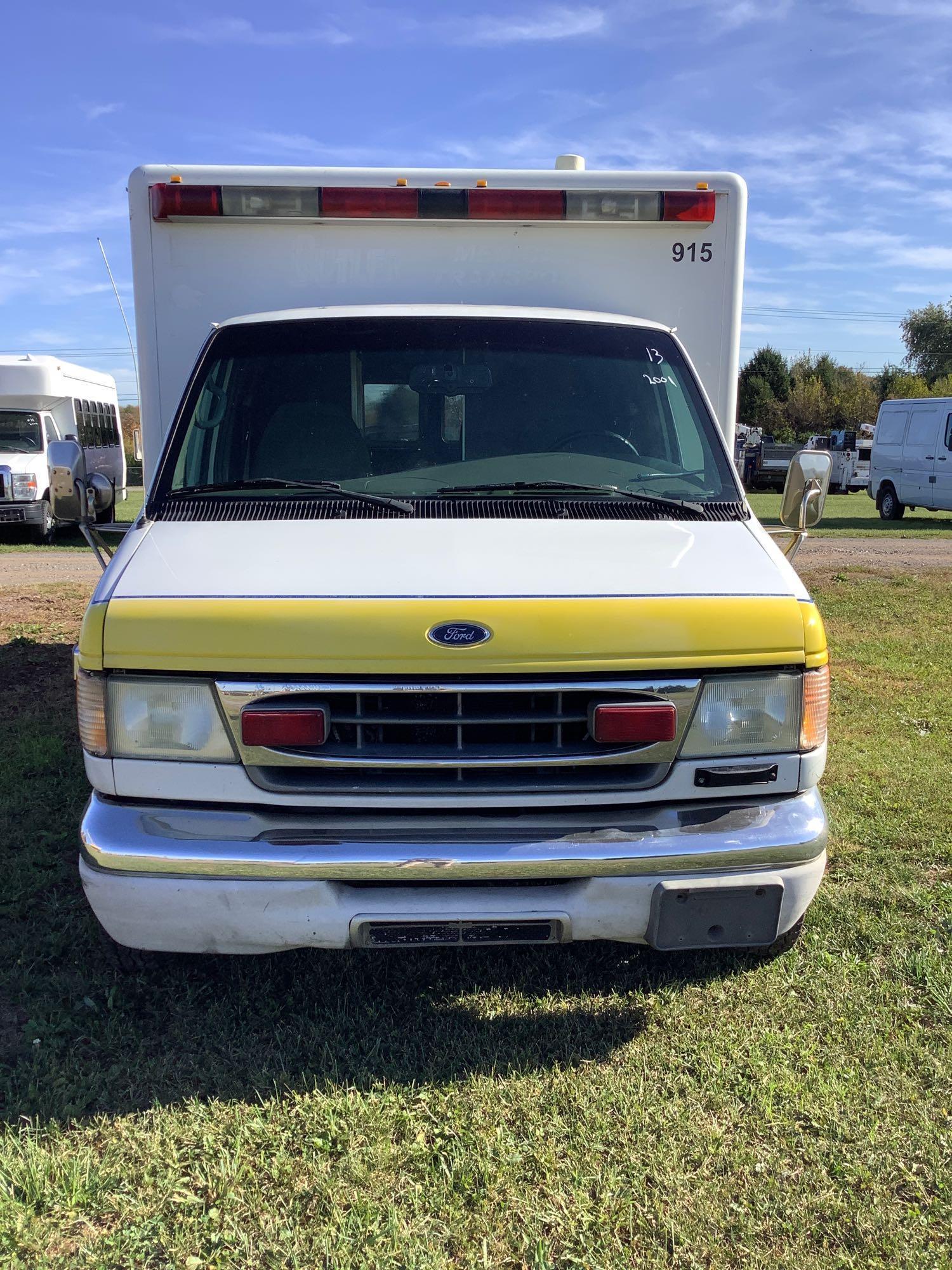 2001 Ford E450 Ambulance