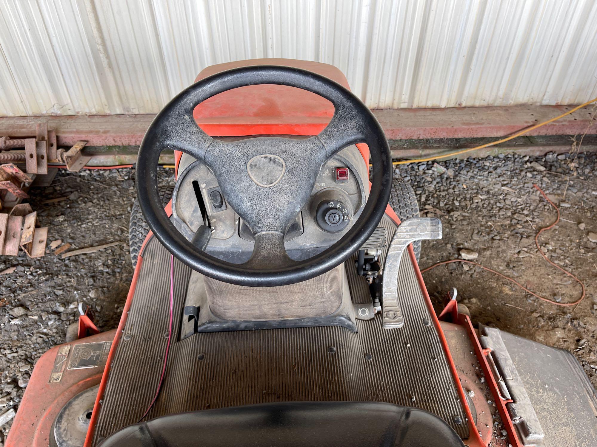 Kubota GR2100 Riding Mower