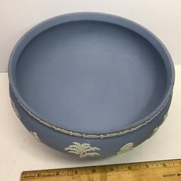 Large Vintage Wedgwood Blue & White Pedestal Bowl