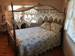 Gorgeous Vintage Canopy Bed w/Linens, Canopy top & Crocheted Dust Ruffle