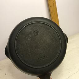 Vintage Cast Iron 6-1/4" Skillet
