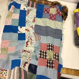 Gorgeous Lot of Vintage Handmade Quilt Toppers, Quilt Squares & Quilt Pieces