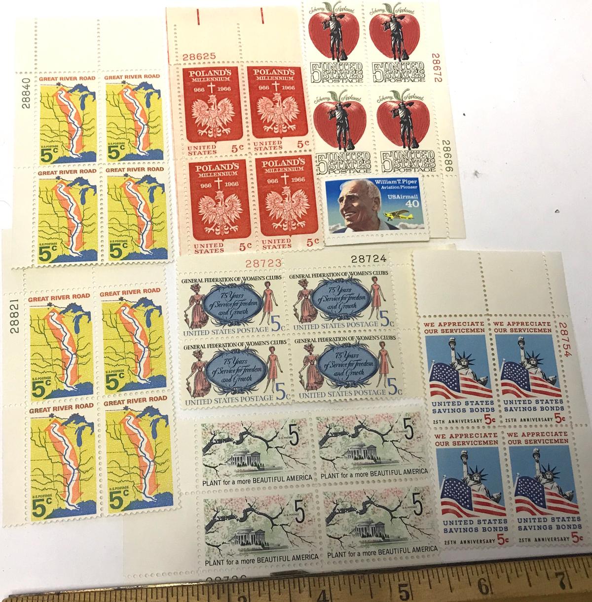 Lot of Vintage 5¢ Stamps