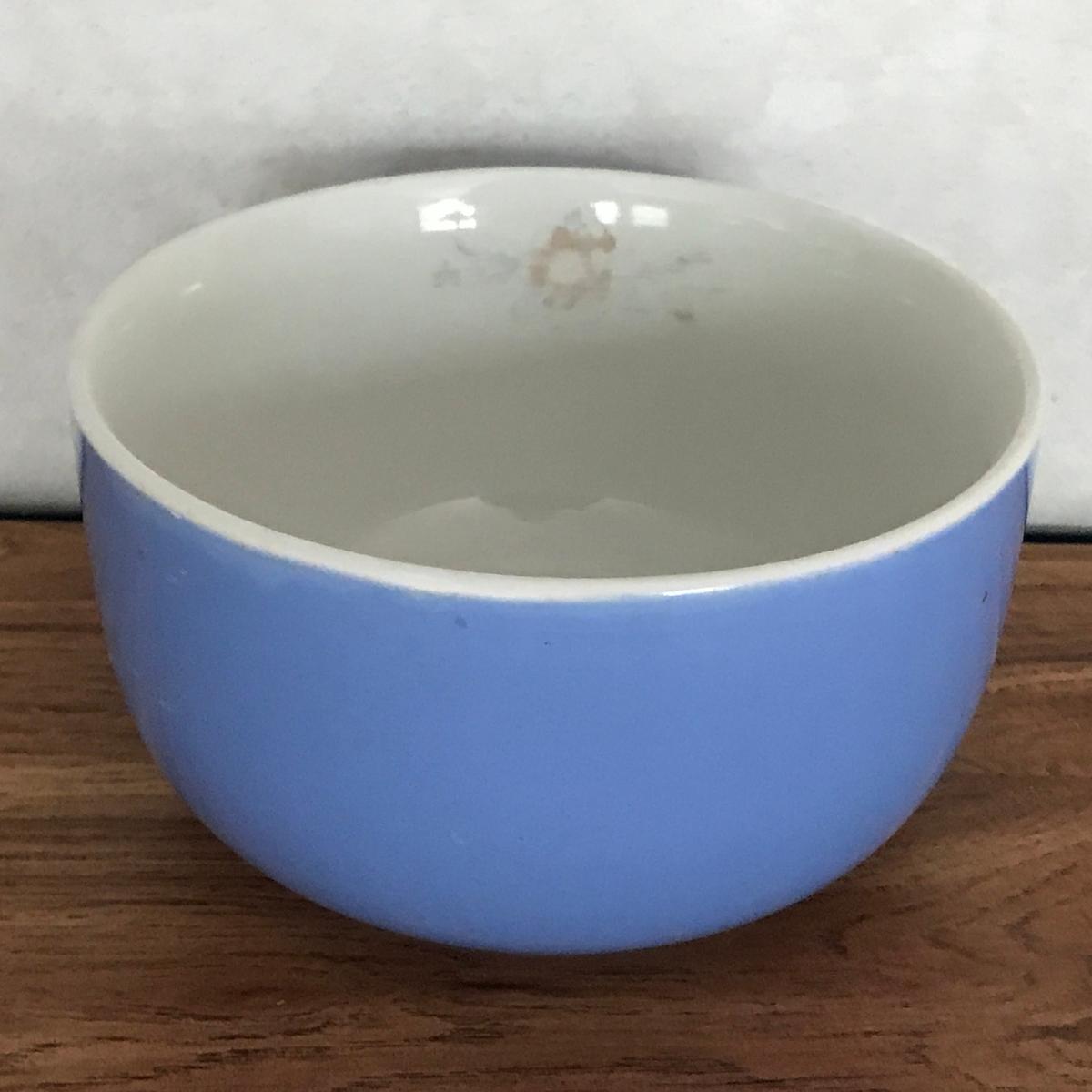 Vintage Blue Hall’s Superior Pottery Bowl with Rose Parade Pattern