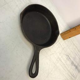 Vintage 6” Cast Iron Frying Pan