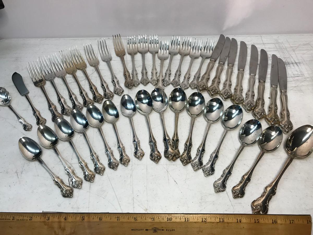 42 Pc International Deep Silver Silverplate Flatware