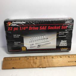 22 pc 1/4” Drive SAE Socket Set