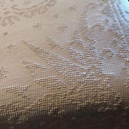 Vintage Chenille Bedspread - Full Size